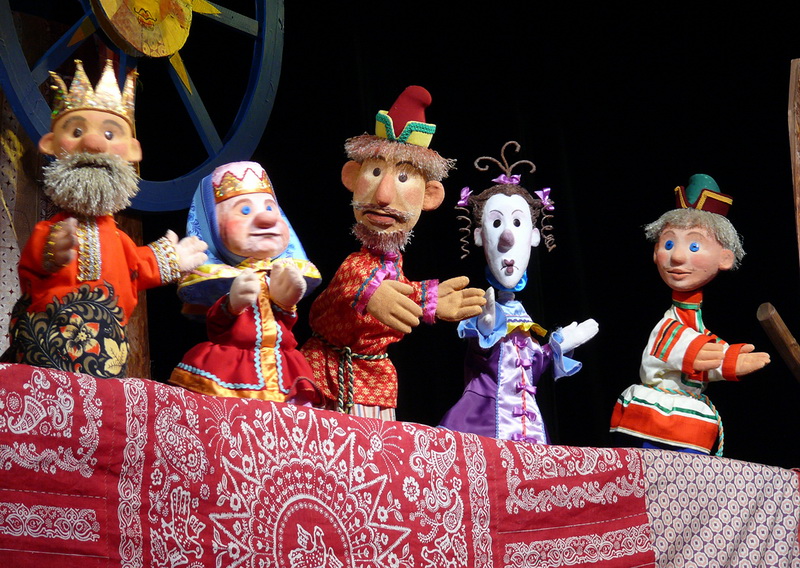Оренбургский театр кукол едет к детям в села